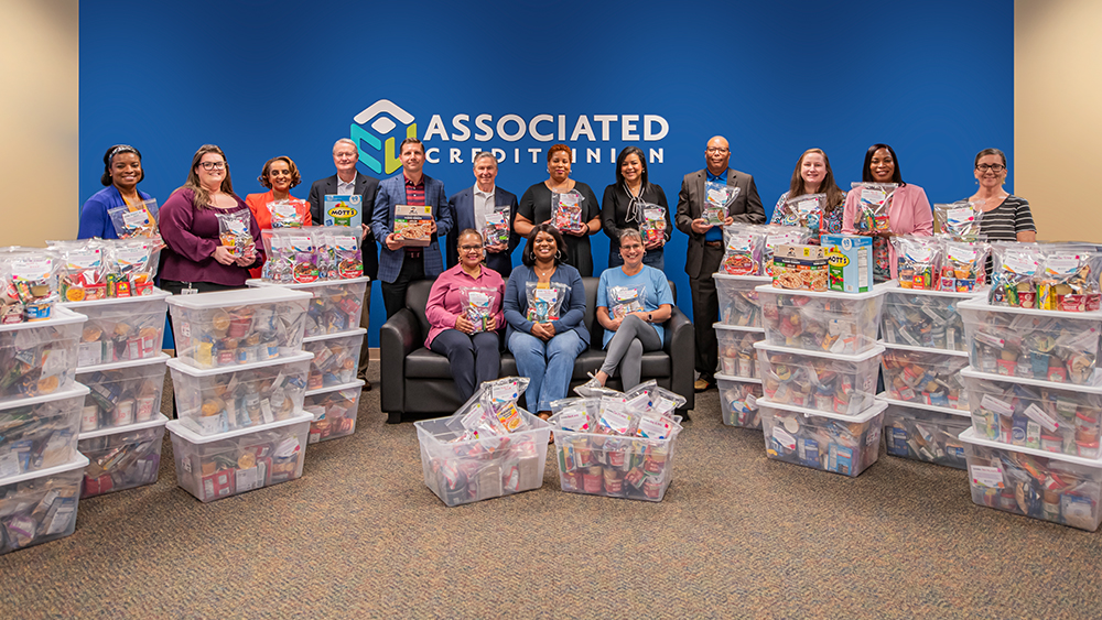 ACU Employees Holding Meal Bags